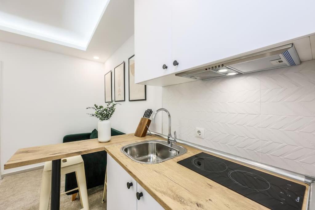 Luxe In Tetuan Appartamento *